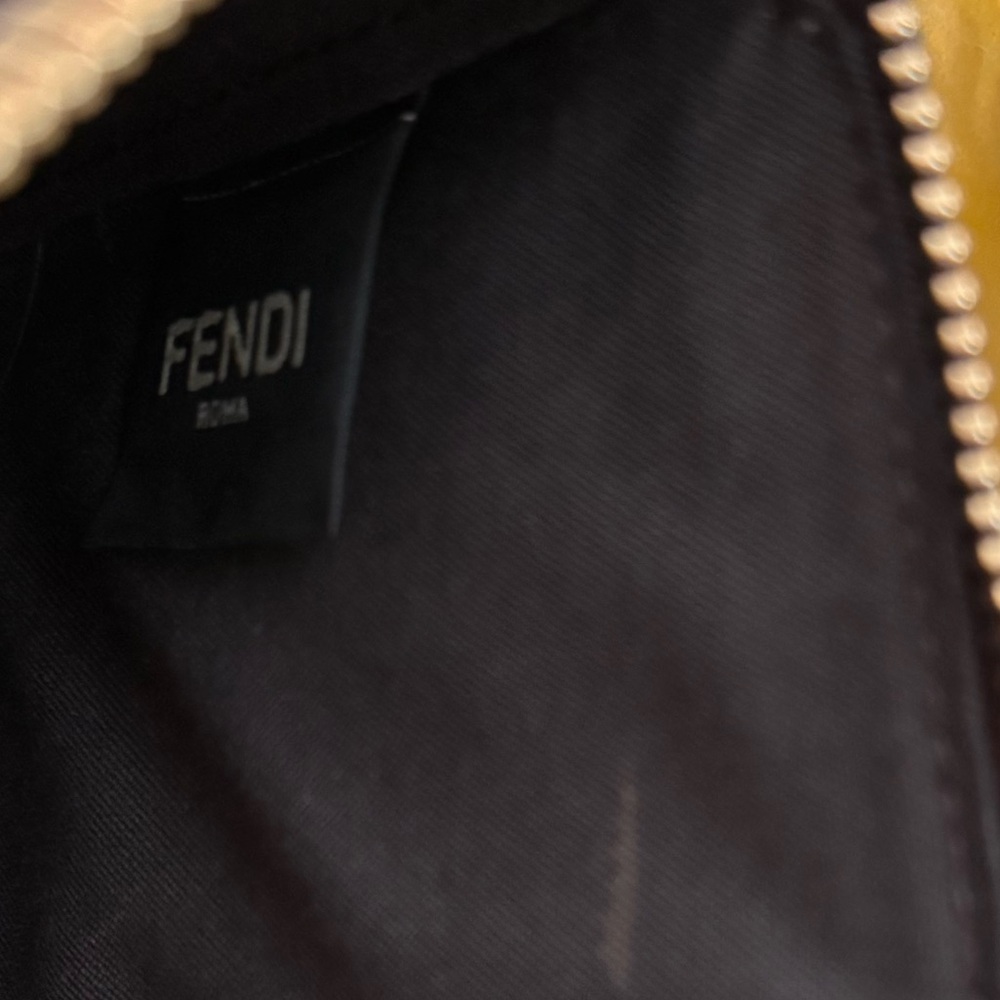 100% AUTHENTIC Fendi purse - Picture 14 of 17